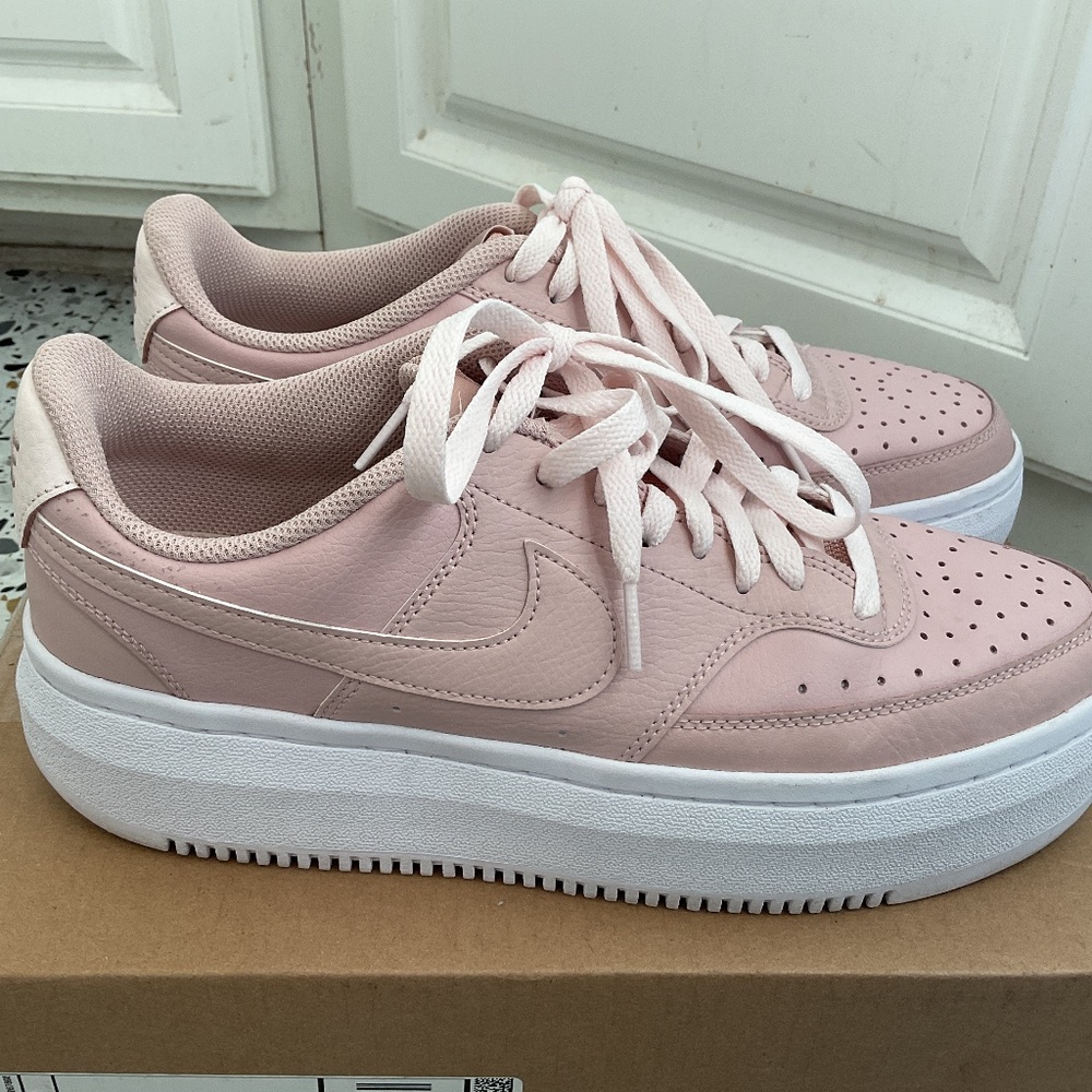 Nike Air Force 1 Pink Low top Platform Sz 11. New without box